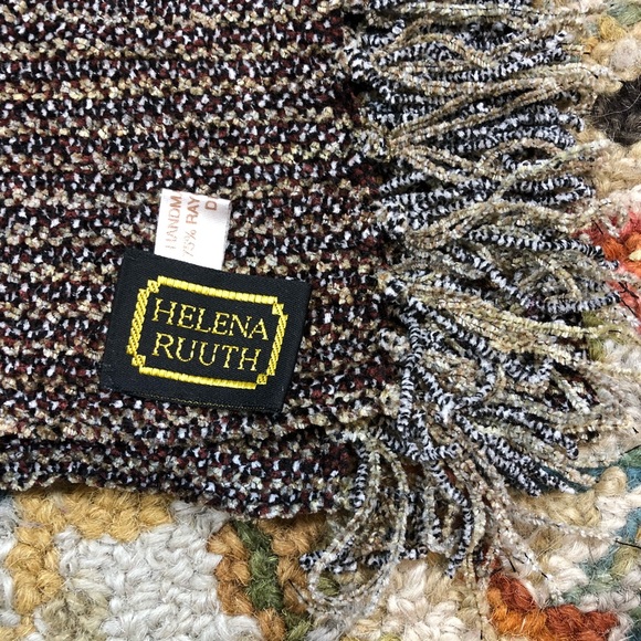 Helena Ruth Scarf Made In Ireland OneSize Fits All - Picture 5 of 5